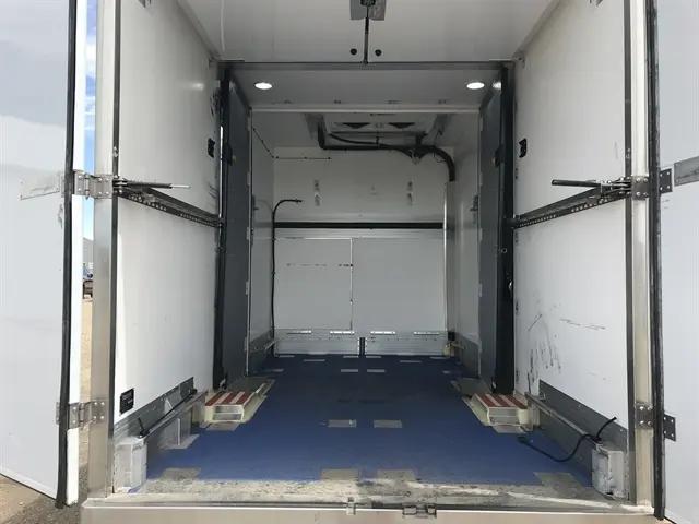 2023 Ford E-350 Cutaway Base