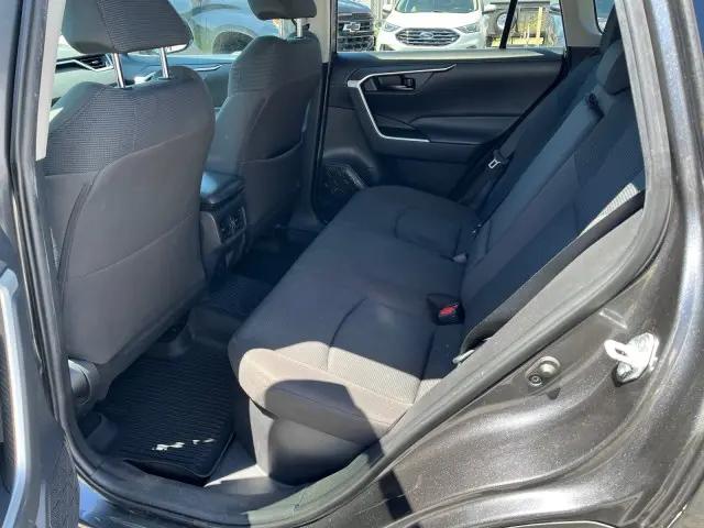 2021 Toyota RAV4 Hybrid Hybrid LE