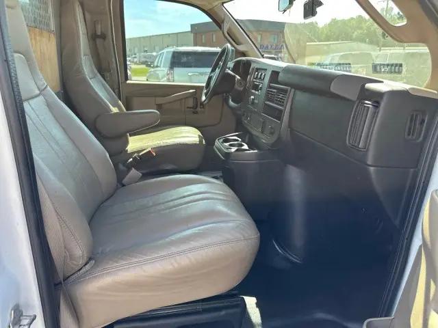 2017 Chevrolet Express Work Van