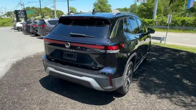 2025 Volkswagen Tiguan 2.0T SE