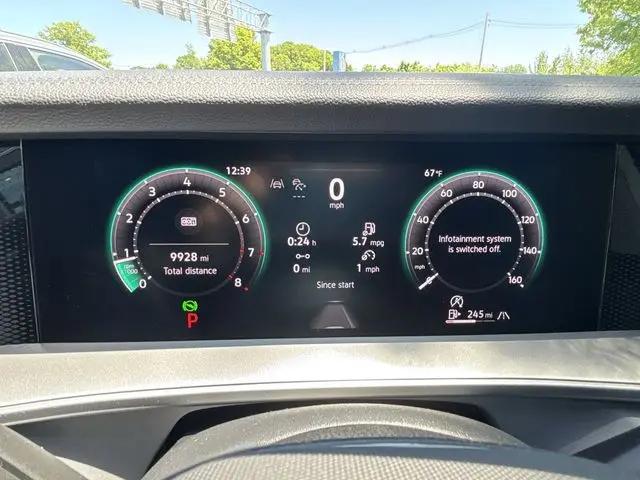 2025 Volkswagen Tiguan 2.0T SE
