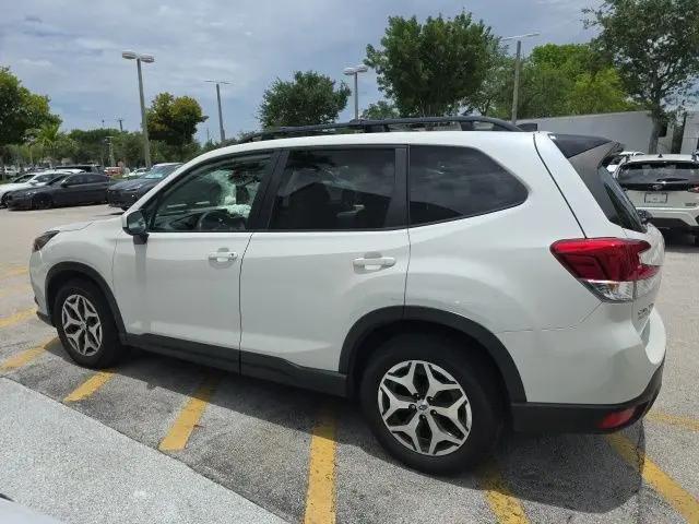 2024 Subaru Forester Premium
