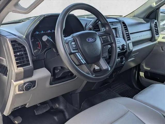 2021 Ford 600 XLT