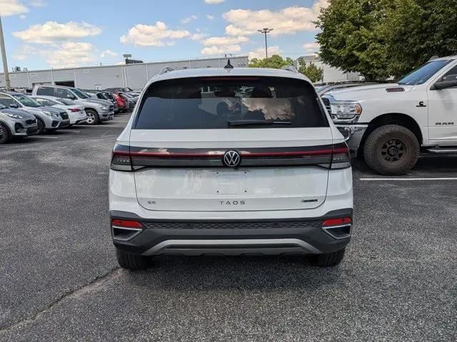 2025 Volkswagen Taos 1.5T SE