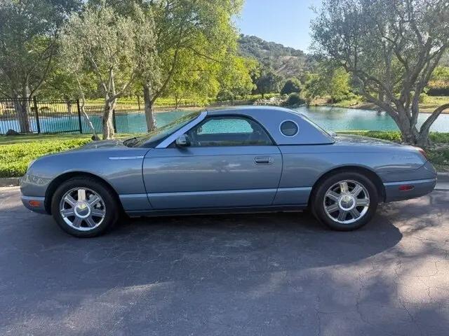 2005 Ford Thunderbird Deluxe