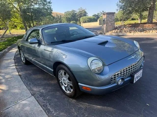 2005 Ford Thunderbird Deluxe