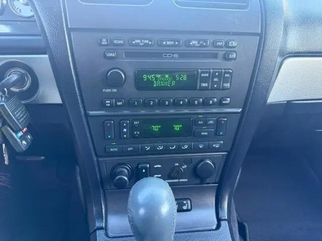 2005 Ford Thunderbird Deluxe