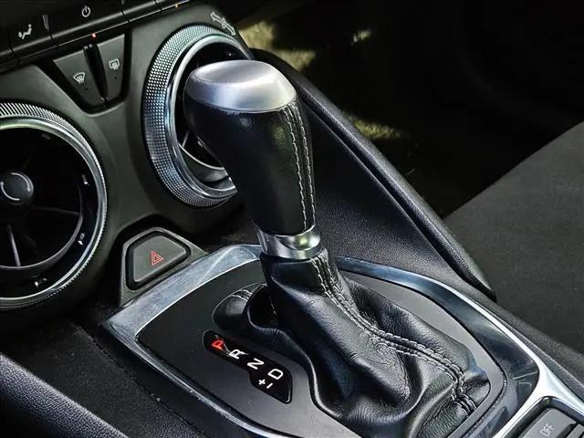 2022 Chevrolet Camaro RWD Coupe 1LT