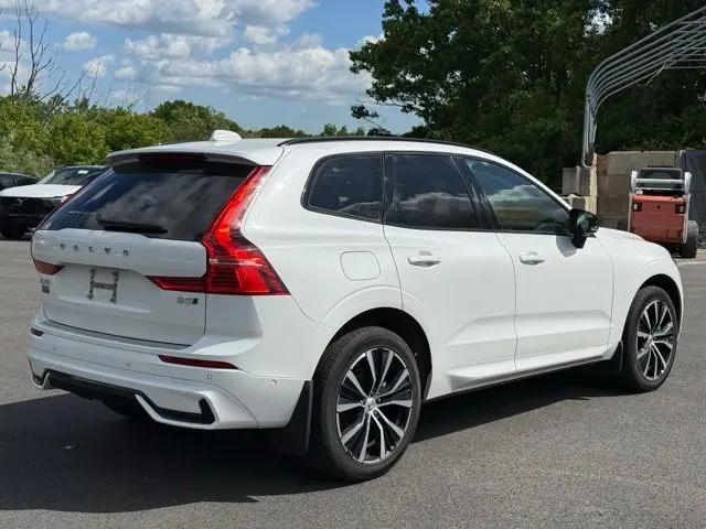 2024 Volvo XC60 B5 Plus Dark Theme