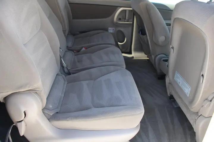 2005 Toyota Sienna LE