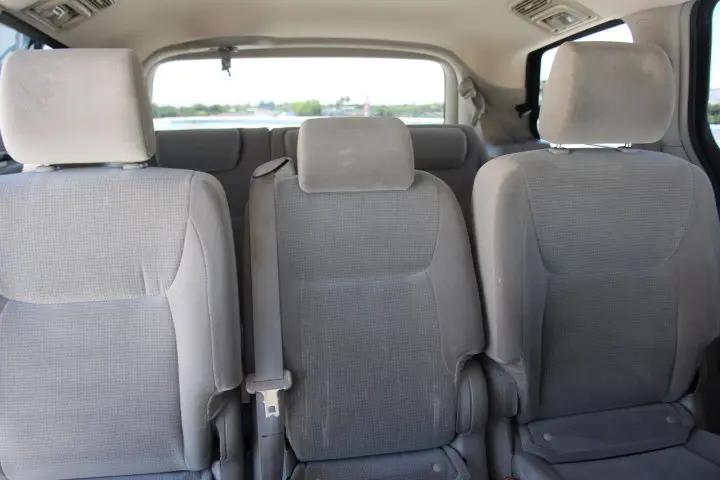 2005 Toyota Sienna LE