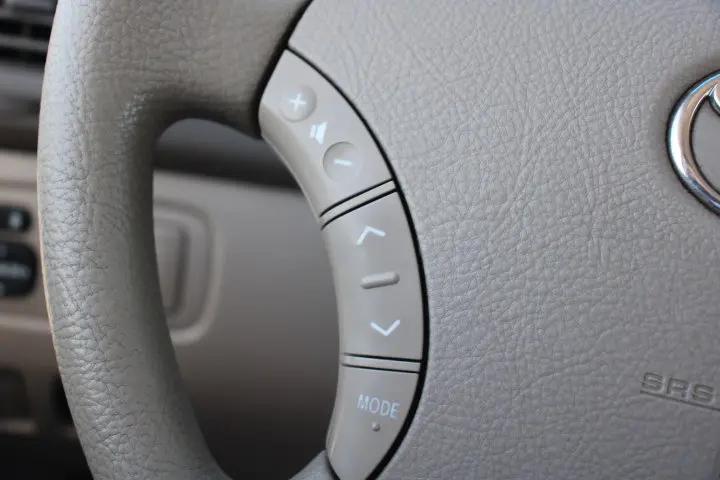2005 Toyota Sienna LE