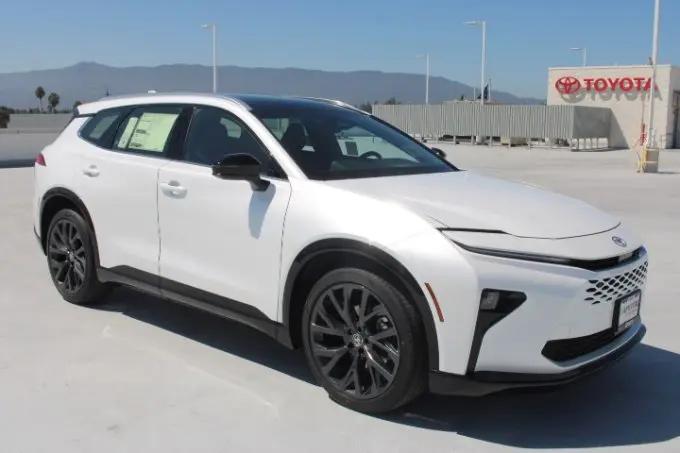 2026 Toyota Crown Signia Limited
