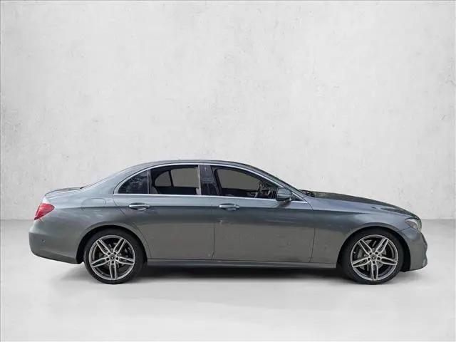 2018 Mercedes-Benz E-CLASS E 300 E 300