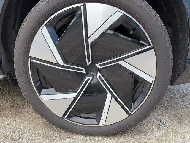 2025 Volvo X 90 Ultra, Twin Motor Performance, Fully electric, 6 Seats