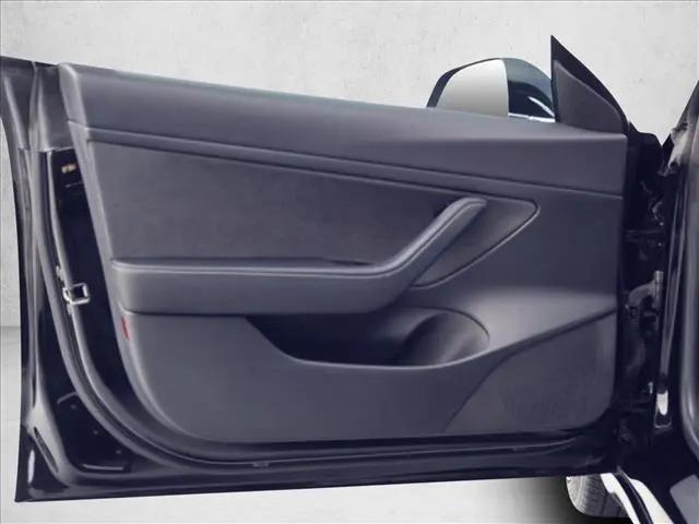 2020 Tesla Model 3 Standard Range Plus Rear-Wheel Drive