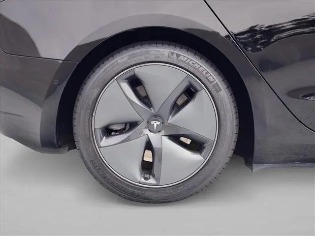 2020 Tesla Model 3 Standard Range Plus Rear-Wheel Drive
