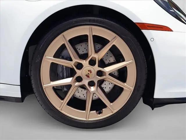 2025 Porsche 911 Carrera T
