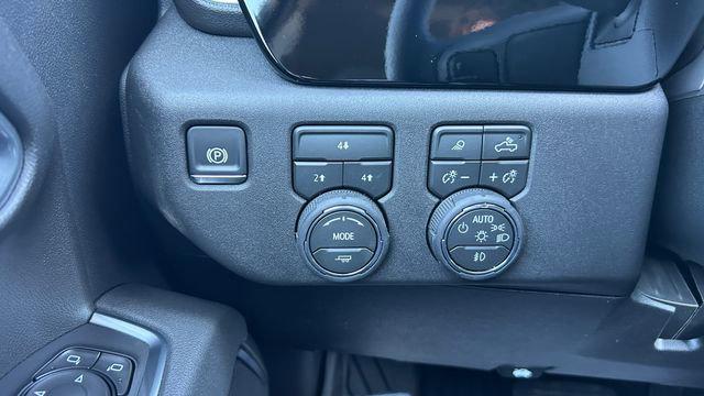 2026 Chevrolet Silverado 2500HD Crew Cab, Standard Bed, LT, 4WD