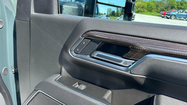 2026 Chevrolet Silverado 2500HD Crew Cab, Standard Bed, LT, 4WD