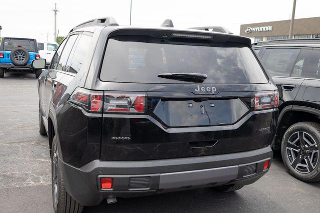 2026 Jeep Cherokee Laredo 4x4