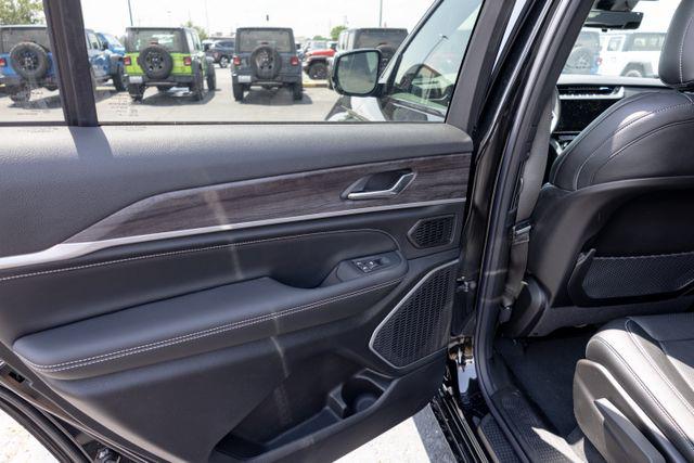2026 Jeep Grand Cherokee L Limited Reserve 4x4