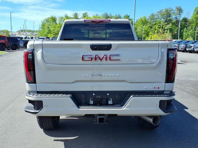 2026 GMC Sierra 2500HD Crew Cab, Standard Bed, AT4, 4WD