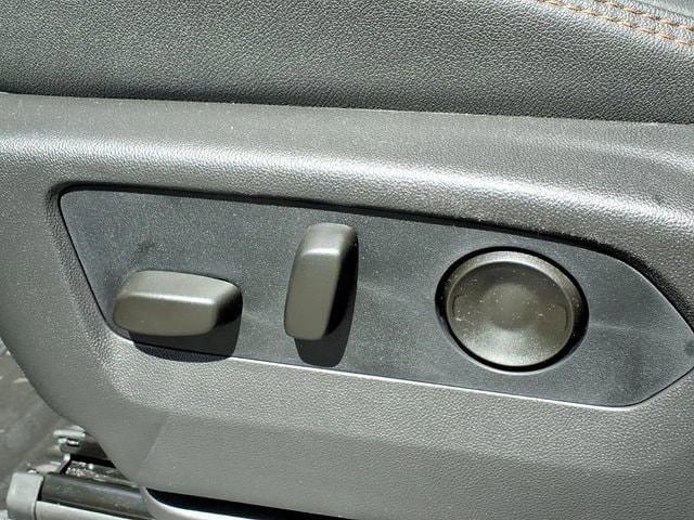 2026 GMC Sierra 2500HD Crew Cab, Standard Bed, AT4, 4WD