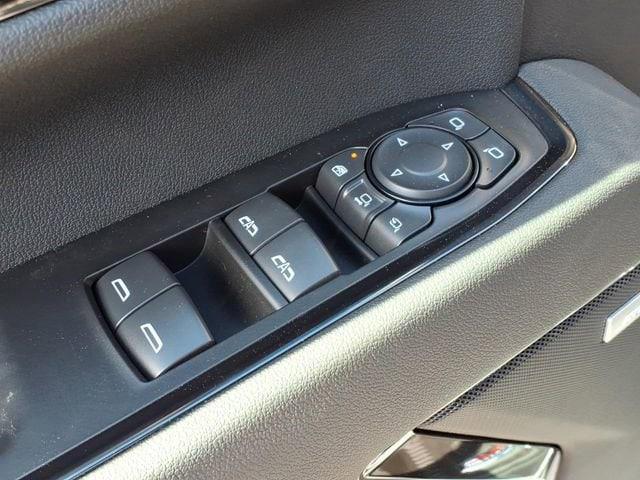 2026 GMC Sierra 2500HD Crew Cab, Standard Bed, AT4, 4WD