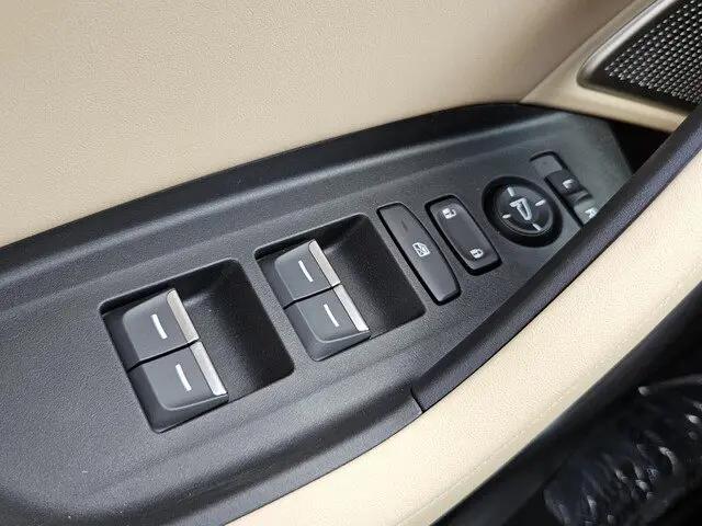 2025 Acura TLX Technology Package