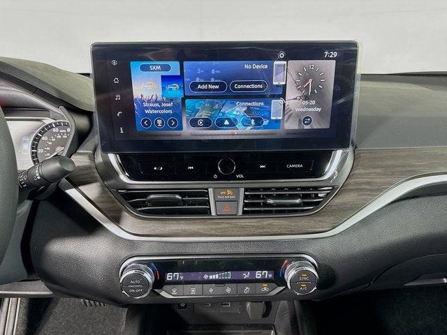 2026 Nissan Altima SV FWD