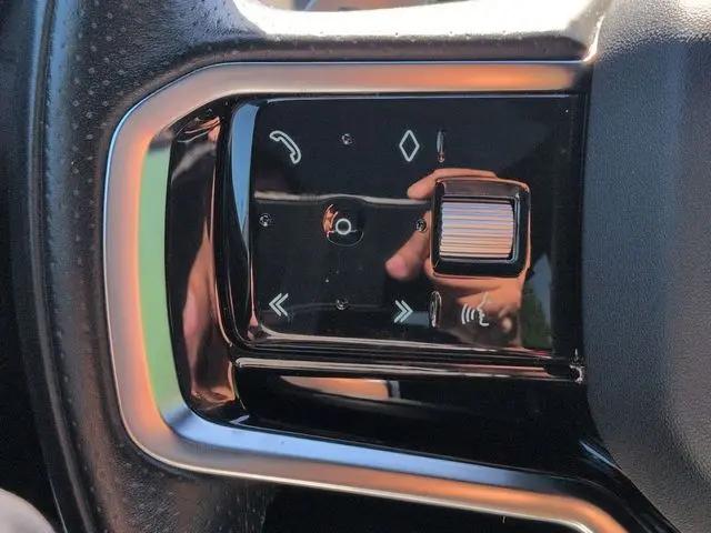 2021 Land Rover Range Rover Evoque R-Dynamic SE