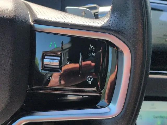 2021 Land Rover Range Rover Evoque R-Dynamic SE