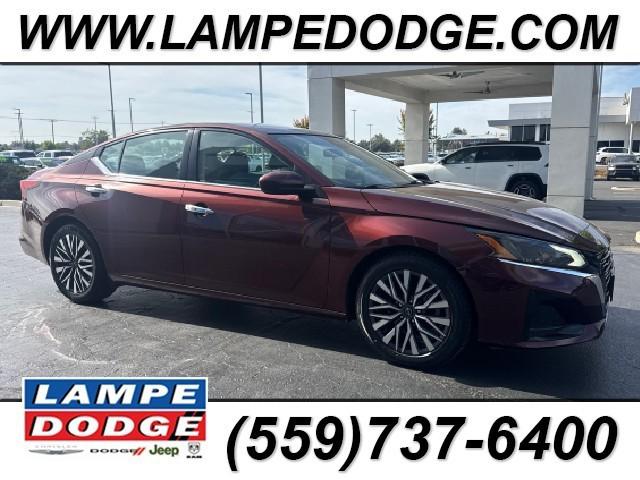 2023 Nissan Altima SV FWD for sale in Visalia, CA