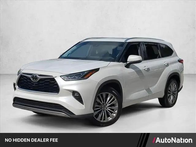 2022 Toyota Highlander Platinum for sale in West Palm Beach, FL