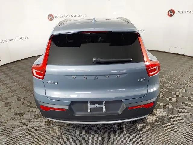 2022 Volvo XC40 T5 Inscription
