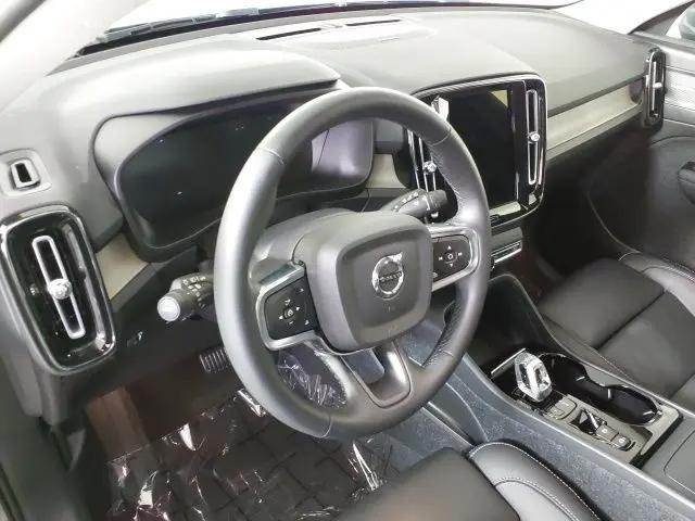 2022 Volvo XC40 T5 Inscription