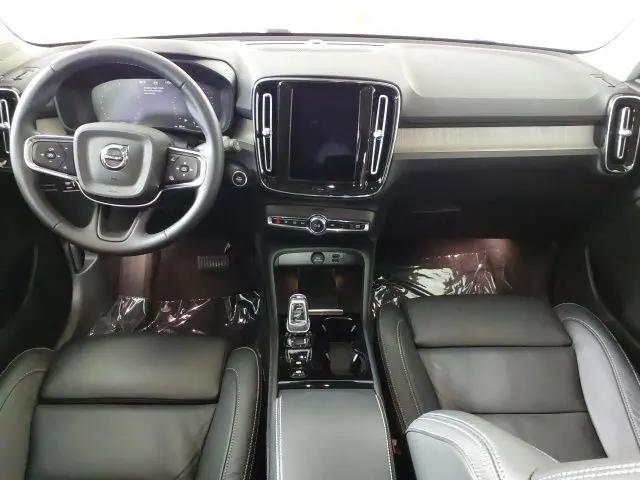 2022 Volvo XC40 T5 Inscription