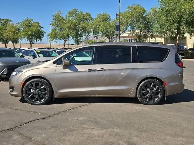 2018 Chrysler Pacifica Touring L