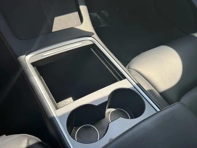 2021 Tesla Model 3 Standard Range Plus Rear-Wheel Drive