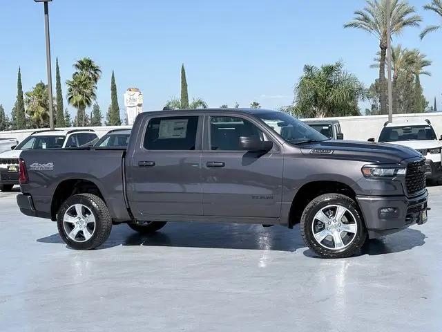 2026 Ram 1500 Express Crew Cab 4x4 5'7" Box