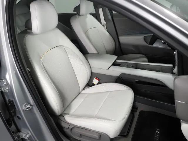 2025 Hyundai IONIQ 6 SEL