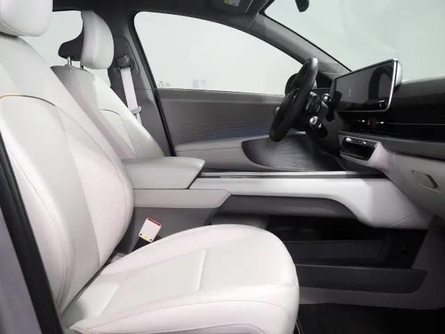 2025 Hyundai IONIQ 6 SEL