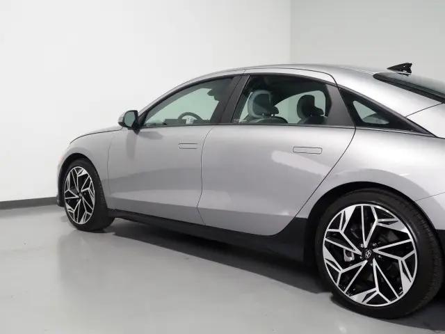2025 Hyundai IONIQ 6 SEL