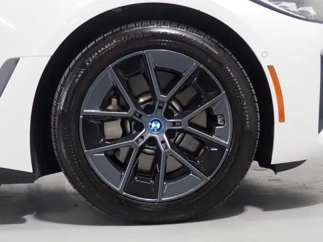 2024 BMW i4 eDrive35