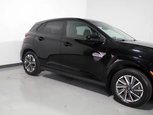 2023 Hyundai Kona EV SE