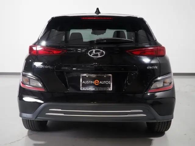 2023 Hyundai Kona EV SE