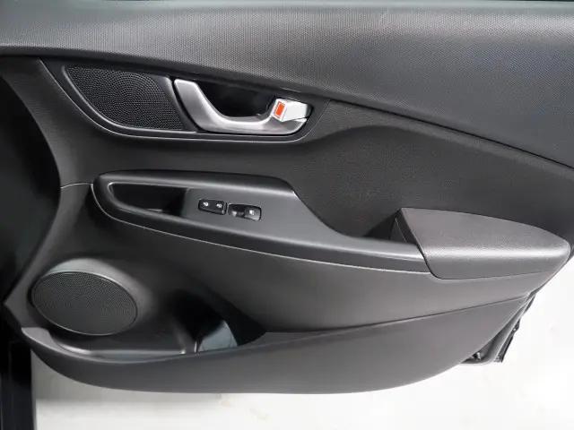 2023 Hyundai Kona EV SE
