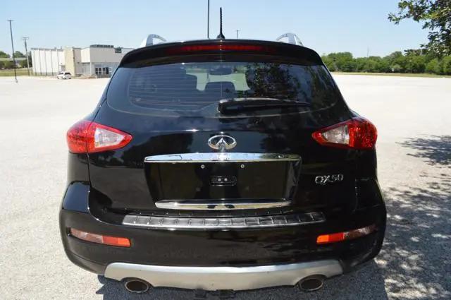 2016 INFINITI QX50 Standard