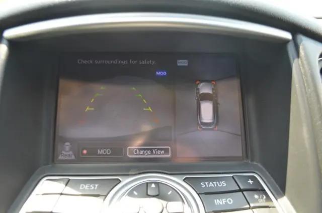 2016 INFINITI QX50 Standard